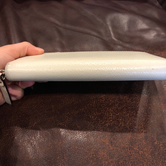 Kate Spade wallet - Picture 4 of 6